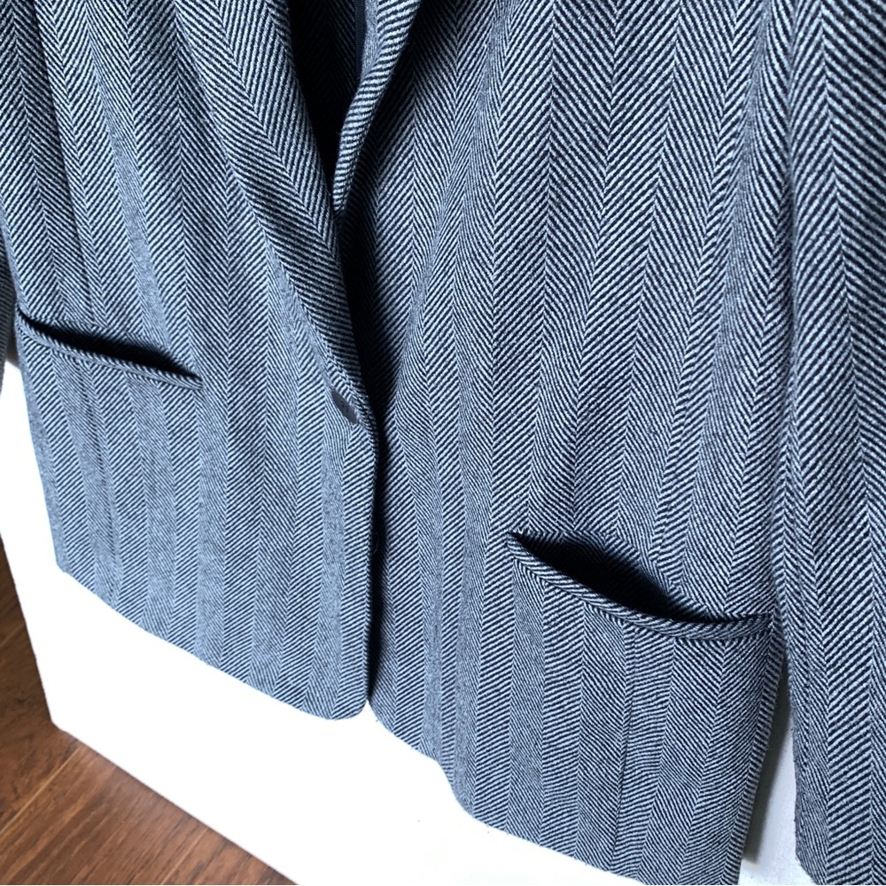 Zara Basic Collection Oversized Gray Herringbone … - image 5